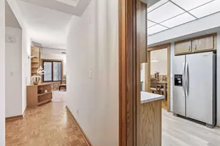 1235 Yale Pl, Minneapolis, MN 55403 - Photo 2