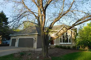 6462 Kingfisher Ct, Lino Lakes, MN 55014 - Photo 1