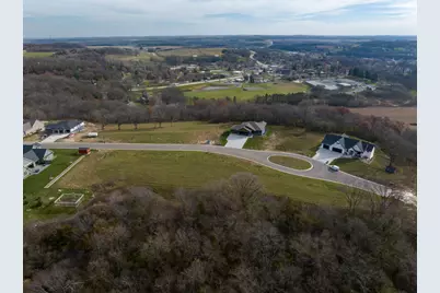 913 Overlook Dr, Preston, MN 55965 - Photo 2