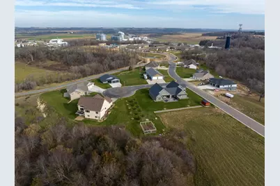 913 Overlook Dr, Preston, MN 55965 - Photo 4