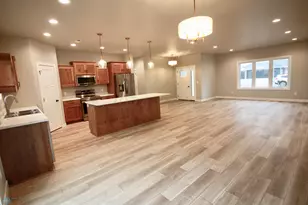 108 16th St N, Breckenridge, MN 56520 - Photo 38