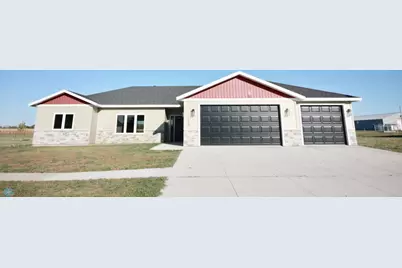 108 16th Street N, Breckenridge, MN 56520 - Photo 1