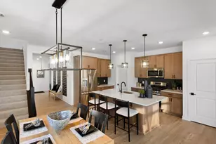 13727 Hollybrook Circle, Apple Valley, MN 55124 - Photo 8