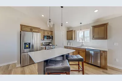 251 Stonelake Drive SE, Rochester, MN 55904 - Photo 6