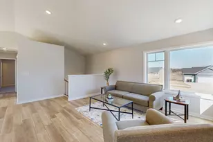 251 Stonelake Dr SE, Rochester, MN 55904 - Photo 4