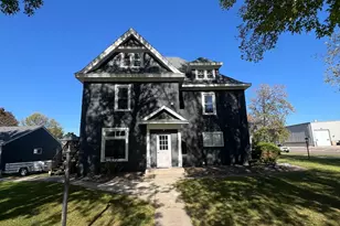 1510 Wisconsin Ave, Benson, MN 56215 - Photo 6