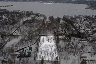 17945 Breezy Pt Rd, Wayzata, MN 55391 - Photo 4