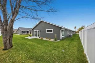 2332 30th Ave S, Fargo, ND 58104 - Photo 4