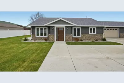 2338 30 Avenue S, Fargo, ND 58104 - Photo 1