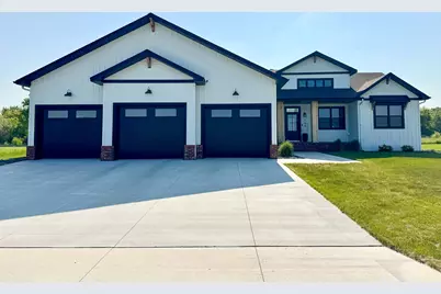 106 19th Street NE, Barnesville, MN 56514 - Photo 2