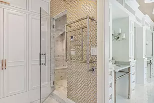 20100 Lakeview Ave, Deephaven, MN 55331 - Photo 18