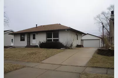 1426 5th Avenue SW, Rochester, MN 55902 - Photo 1