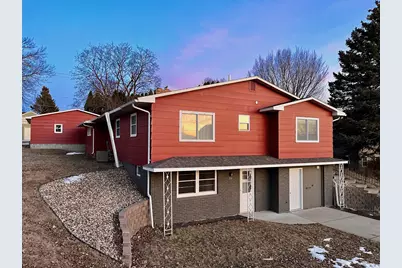 910 4th Avenue, Madison, MN 56256 - Photo 1