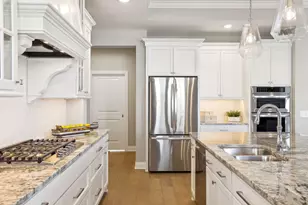 1500 Avienda Ln, Chanhassen, MN 55317 - Photo 6