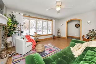 2517 W Country Club Dr S, Fargo,  58103 - Photo 6