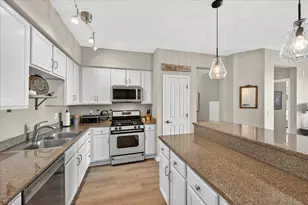 500 E Grant St, Minneapolis, MN 55404 - Photo 14