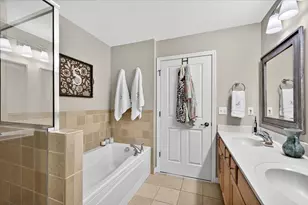 500 E Grant St, Minneapolis, MN 55404 - Photo 24