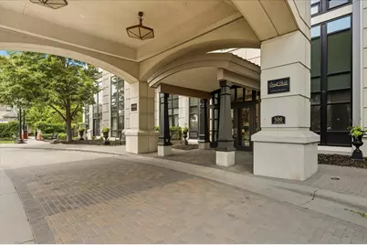 500 E Grant Street #907, Minneapolis, MN 55404 - Photo 30