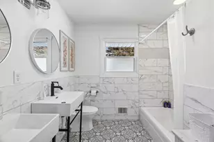 201 Townes Ln, Wayzata, MN 55391 - Photo 20