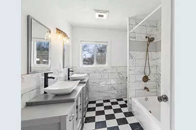 201 Townes Lane, Wayzata, MN 55391 - Photo 16