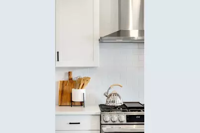 3468 Knightsbridge Trail N, Lake Elmo, MN 55042 - Photo 8