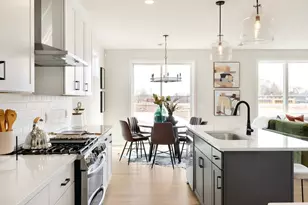 3468 Knightsbridge Trl N, Lake Elmo, MN 55042 - Photo 6