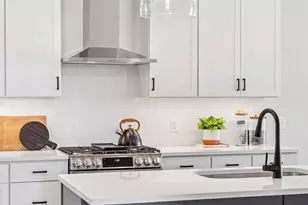 10974 37th St N, Lake Elmo, MN 55042 - Photo 14