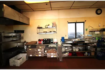 1312 Lakeland Drive SE #Giovanni's, Willmar, MN 56201 - Photo 20