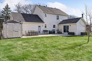 4015 Cottonwood Ln N, Plymouth, MN 55441 - Photo 4