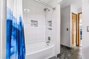 4015 Cottonwood Ln N, Plymouth, MN 55441 - Photo 30