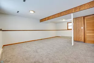 1815 20th Ave S, Moorhead, MN 56560 - Photo 32