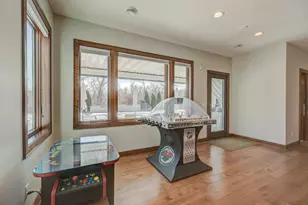 21 Cherrywood Cir, North Oaks, MN 55127 - Photo 42