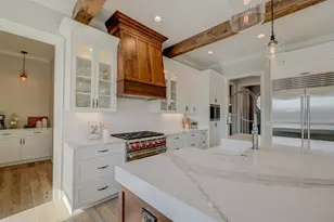 21 Cherrywood Cir, North Oaks, MN 55127 - Photo 16