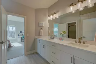 21 Cherrywood Cir, North Oaks, MN 55127 - Photo 30