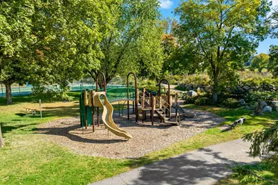 8928 Neill Lake Road #105, Eden Prairie, MN 55347 - Photo 16