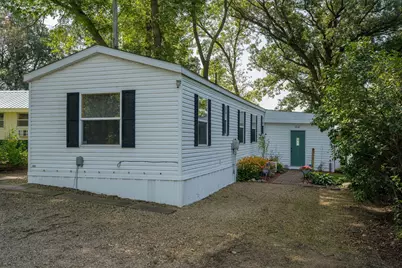 7006 Laura Lane, Saint Peter, MN 56082 - Photo 1