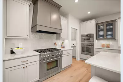 116 Spring Farm Road, North Oaks, MN 55127 - Photo 10