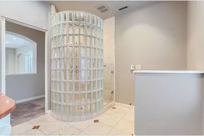 1600 Kenwood Parkway, Minneapolis, MN 55405 - Photo 32