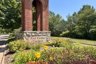 177 W Canyon Dr, Hudson, WI 54016 - Photo 1