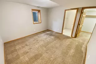 3017 Rainier Ct, Burnsville, MN 55337 - Photo 14