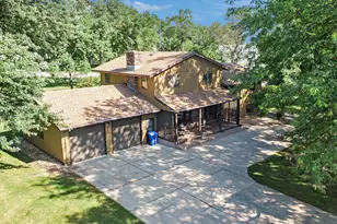 402 E 1st St, Hardwick, MN 56134 - Photo 2