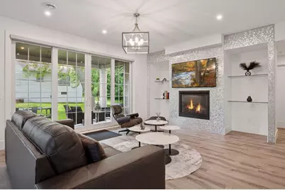 1032 Gardner Street E, Wayzata, MN 55391 - Photo 4