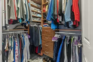 270 4th St E, Saint Paul, MN 55101 - Photo 16