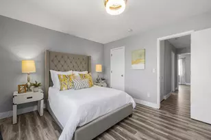 6140 Golden Valley Rd, Golden Valley, MN 55422 - Photo 12