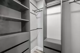 6140 Golden Valley Rd, Golden Valley, MN 55422 - Photo 14