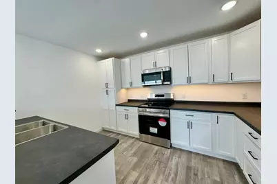 512 Garfield Street SE, Warroad, MN 56763 - Photo 4