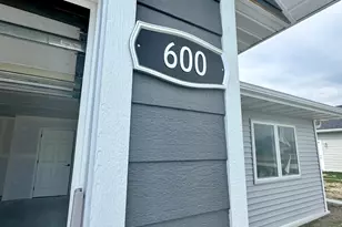 600 Garfield St SE, Warroad, MN 56763 - Photo 18