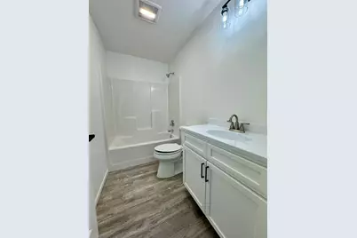 602 Garfield Street SE, Warroad, MN 56763 - Photo 14