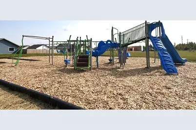 602 Garfield Street SE, Warroad, MN 56763 - Photo 22