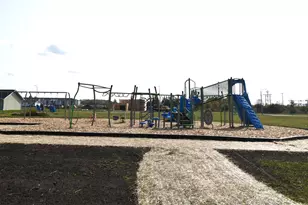 602 Garfield St SE, Warroad, MN 56763 - Photo 20